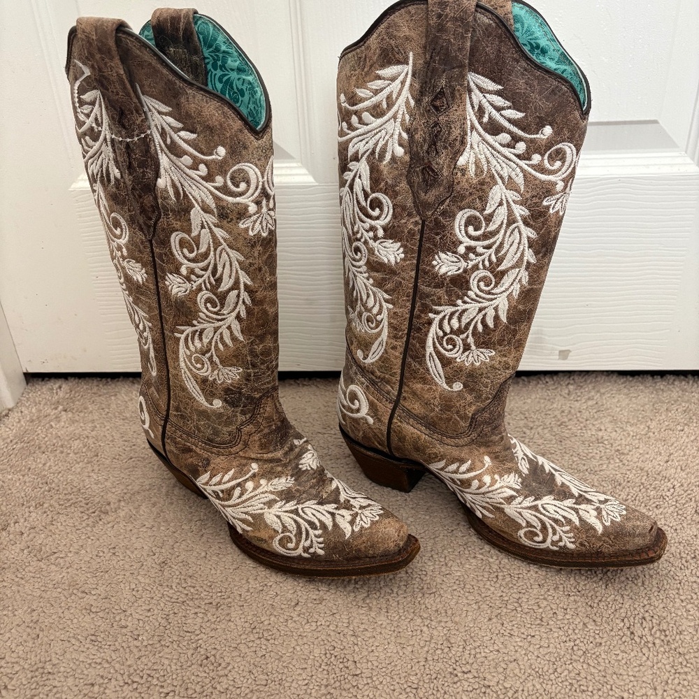 Corral Handcrafted Boots